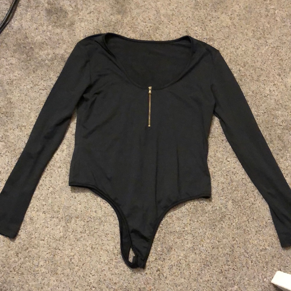 Black long sleeve body suit, M